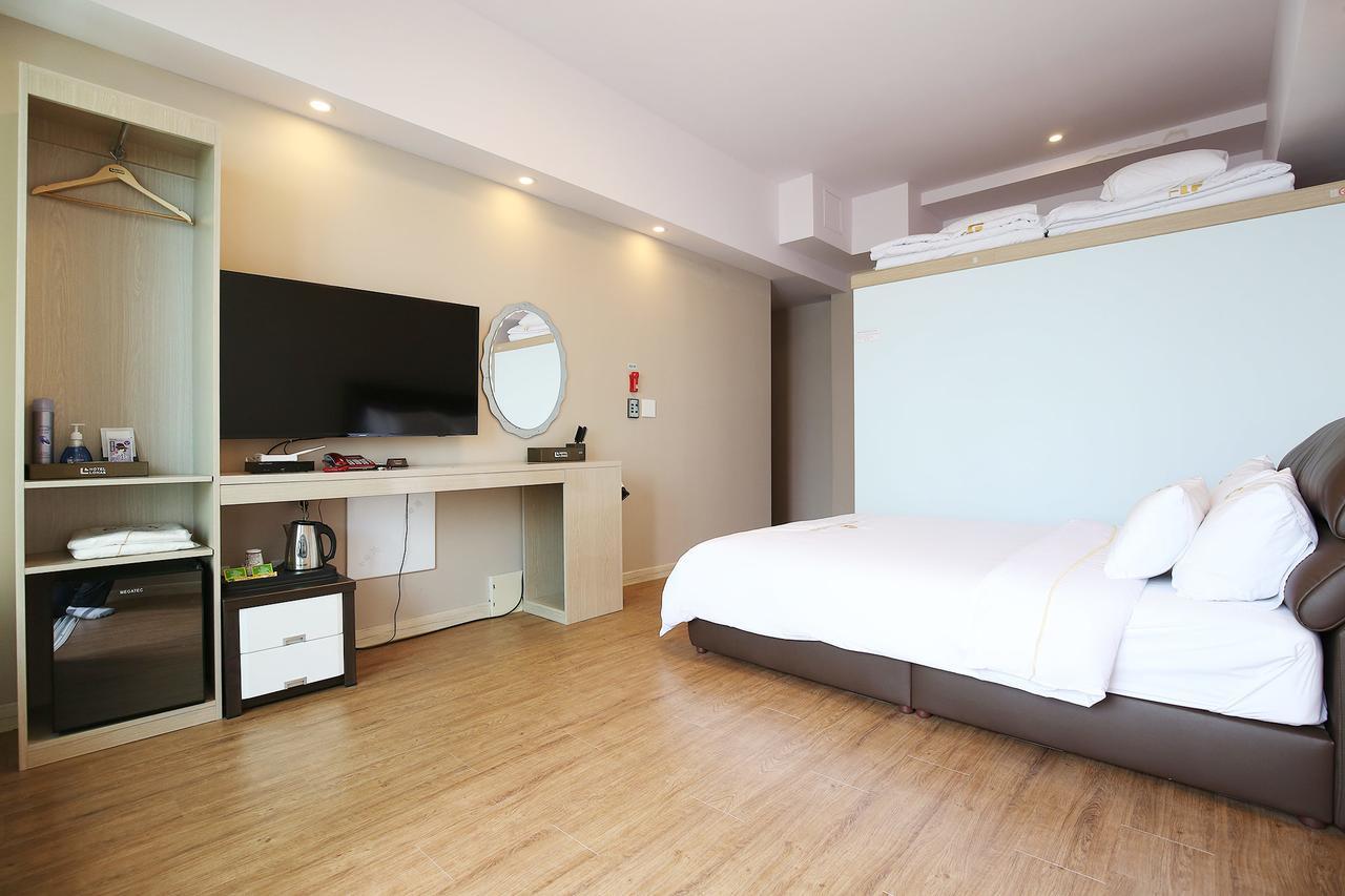 Hotel Lohas Порён Экстерьер фото