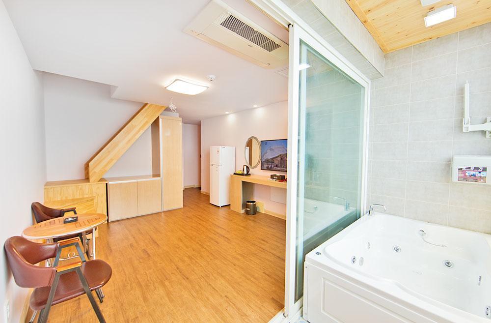 Hotel Lohas Порён Экстерьер фото